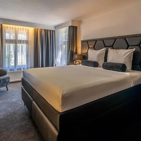 Square Boutique & Brasserie 4* Venray