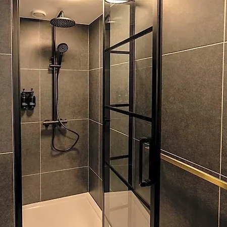 Square Boutique & Brasserie Hotell
