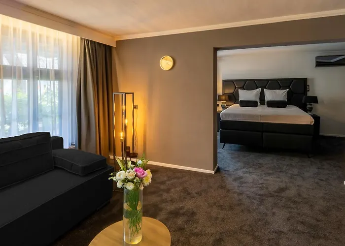 Hotel Square Boutique & Brasserie