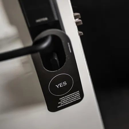 Square Boutique & Brasserie